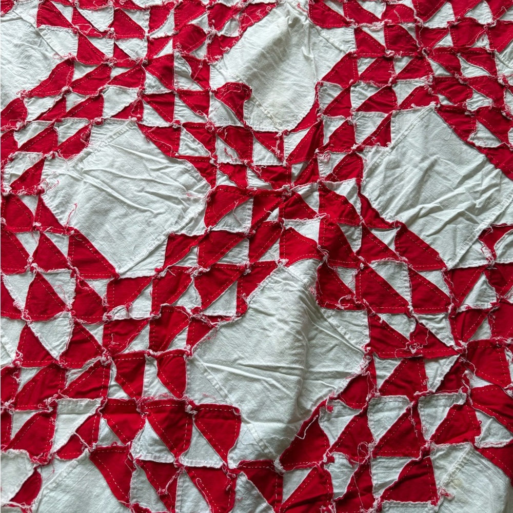 Antique 1930s Red And White Ocean Waves Quilt Top - Picture 7 of 14